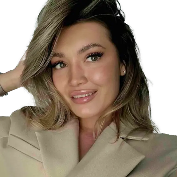 Юлия Кисурина